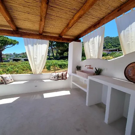 Miravilla Salina Guest house *