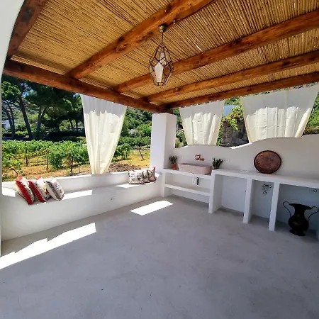 بيت ضيافة Miravilla Salina 4*